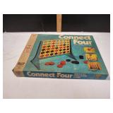 Vtg Milton Bradley Connect Four Vertical Checkers