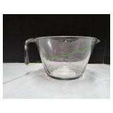 Pampered Chef 8-Cup Glass Measuring Cup