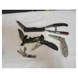 (7) Pocket Knives (7) Pocket Knives