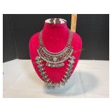 Vtg Bib Style Elegant Necklace Vtg Bib Style Elegant Necklace