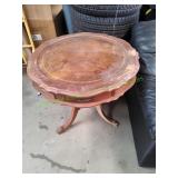 Vtg Round Side Table Vtg Round Side Table
