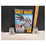 White Dwarf Magazine w/ (2) Mini Figures