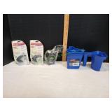(4) Paint Trim Cups & (2) Pan Lid Holders