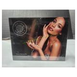 Forever Flawless Deluxe  Manicure Kit