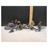 Lot of Star Wars Action Figures w/ Vehicles