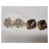 (2) Pair of Vtg Clip-On Earrings