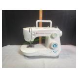 Singer Fashion Mate Sewing Machine
