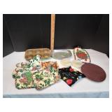 Kitchen Pot Holders, Muffin Pan & More