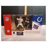 McFarlane Deluxe NFL 2-Pk Peyton & Eli McFarlane Deluxe NFL 2-Pk Peyton & Eli