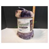 Everwild Plush Wolf Throw Blanket