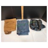 (3) Shorts