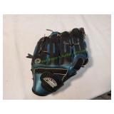 Franklin 10 1/2" Ball Glove