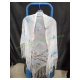 Vtg White/Blue Floral Piano Shawl w/ Fringe