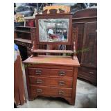 Wood 3-Drawer Dresser / Wash Stand