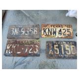 (4) Vtg License Plates