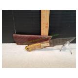 Damascus Steel Fixed Blade Knife