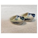 Vtg Delft Blue Miniature Ceramic Holland Clogs