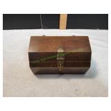 Vtg Wood Trinket Box