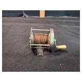 Vtg Ideal Fishing Reel