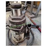 Omega 20-Ton Hydraulic Bottle Jack