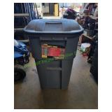 Rubbermaid Brute Rollout Trashcan