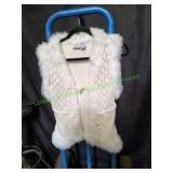 Carolina Blues Girls Sweater Vest, Sz L (2/14)