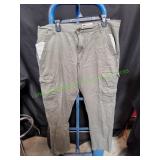 Wrangler Cargo Pants, Sz 38x30