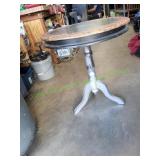 Round Decorative Side Table