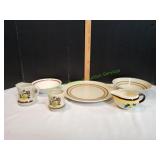 Vtg Daisy Vale Creamer, Sugar & More