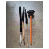 Large Vent Cleaning Brushes w/ Plunger
