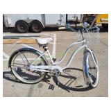Schwinn Signature Series Beach Cruiser