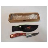Elk Ridge Fixed Blade Knife w/ Nylon Sheath.