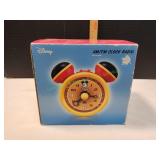 Vtg Disney Mickey Mouse AM/FM Clock Radio