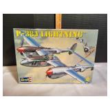 Vtg Revell P-38J Lightning Plane Model