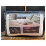 Stearns & Foster Latex Cooling Pillow