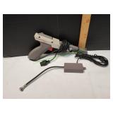 1985 Nintendo NES Zapper Light Gun Controller