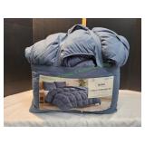 Casual Living Blue Comforter 3pc Set Queen