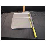 Swingline Classic Cut Guillotine Paper Trimmer