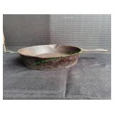 Vtg 9" HB Cast Iron Skillet