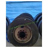 11R24.5 10-Lug Freightliner Rims w/ Tires