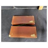 (2) Vtg Mobilgas Magnolia Grooming Cases