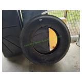 11R24.5 Tire