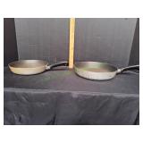 (2) Skillets