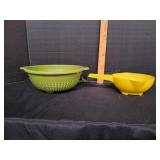 (2) Vtg Tupperware Strainers