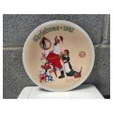 Vtg Norman Rockwell The Christmas Surprise Plate