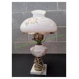 Vtg Gone With the Wind Style Glass Lamp