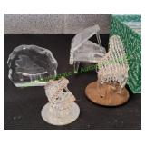 (4) Vtg Piano Figurines in Green Gift Box
