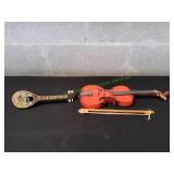 Vtg Miniature Greek Baglamas/Mandolin Music Box
