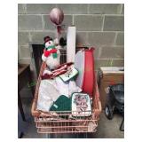 Basket of Holiday Dï¿½cor