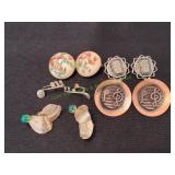 (5) Pair of Vtg Clip On Earrings